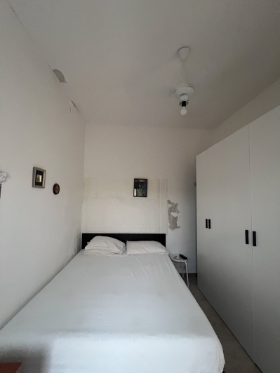 Image No.8-2 Bed House for sale