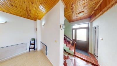 House-Poroi-04102025_093933
