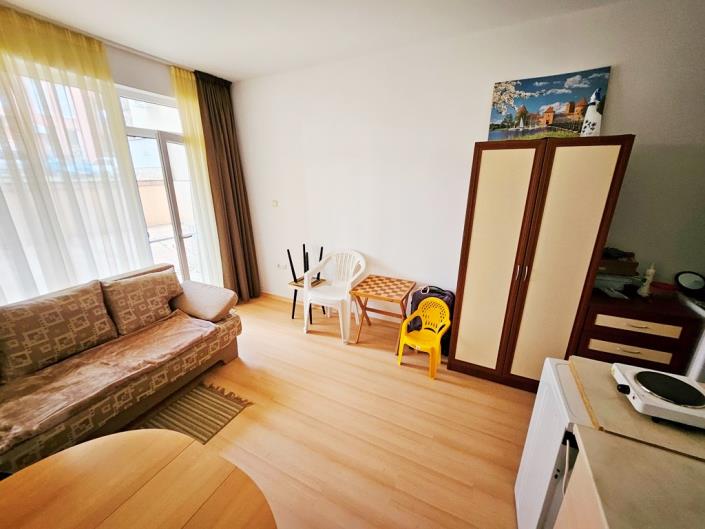 Image No.4-Studio for sale