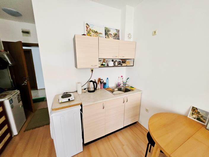 Image No.8-Studio for sale