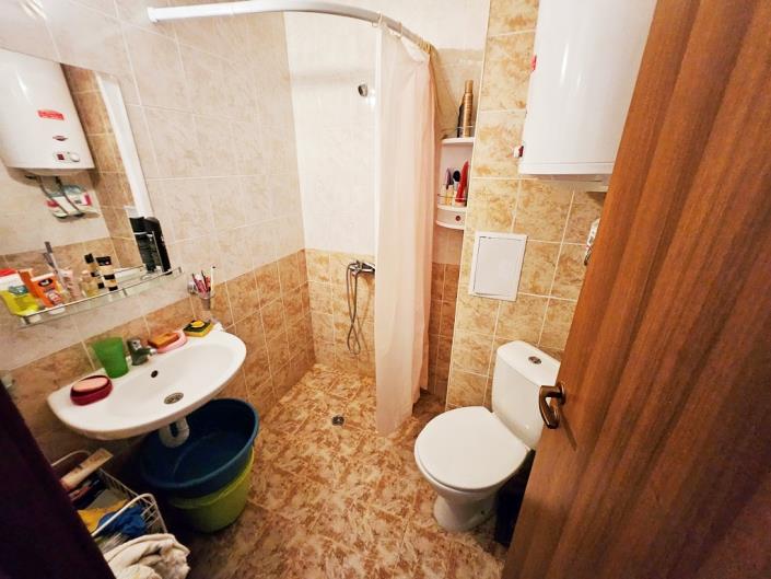 Image No.11-Studio for sale