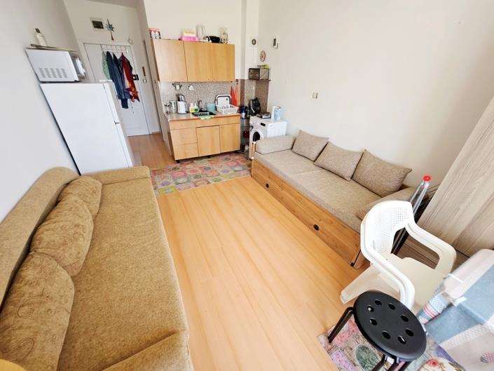 Image No.2-Studio for sale