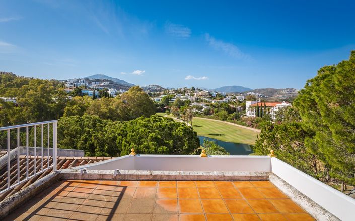 Image No.38-4 Bed Townhouse for sale