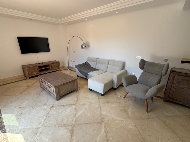 Image No.2-Appartement de 2 chambres à vendre à Estepona