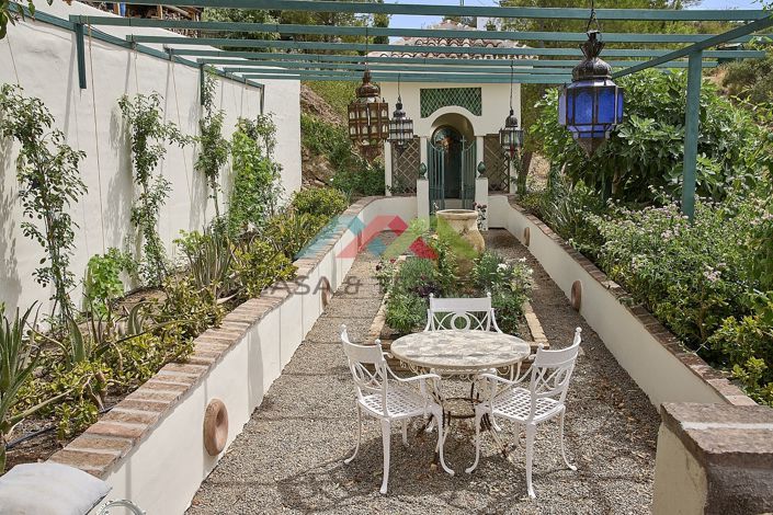 Image No.17-5 Bed Villa for sale