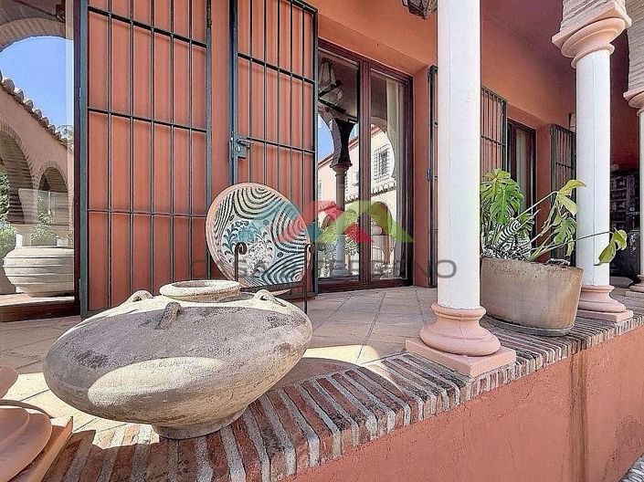 Image No.5-5 Bed Villa for sale