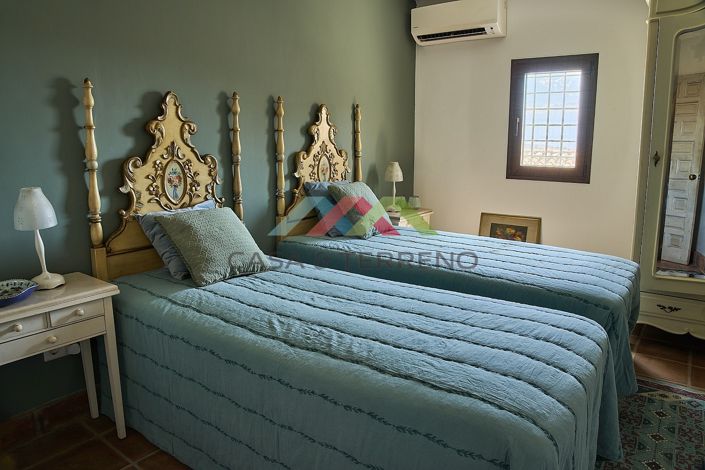 Image No.46-5 Bed Villa for sale