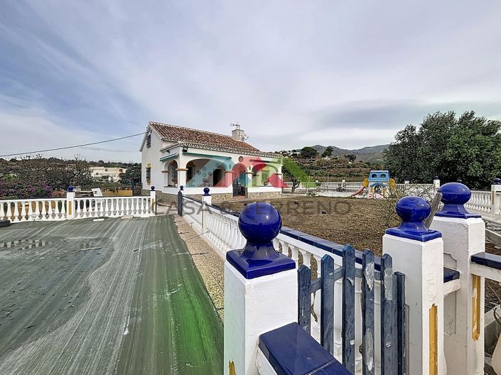 Image No.3-4 Bed Villa for sale