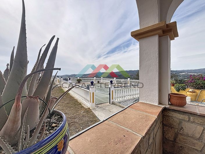 Image No.32-4 Bed Villa for sale