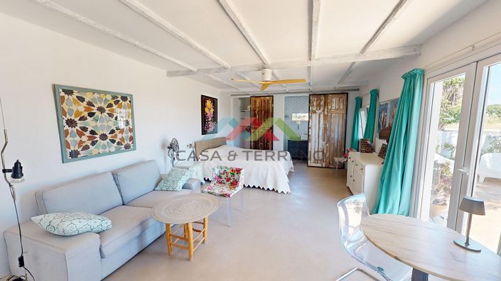Image No.16-2 Bed Villa for sale