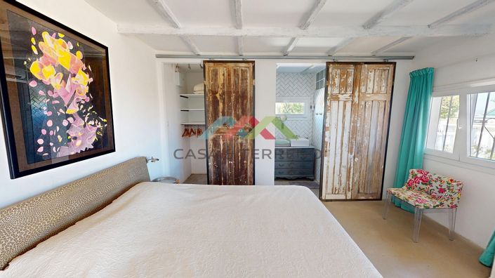 Image No.18-2 Bed Villa for sale
