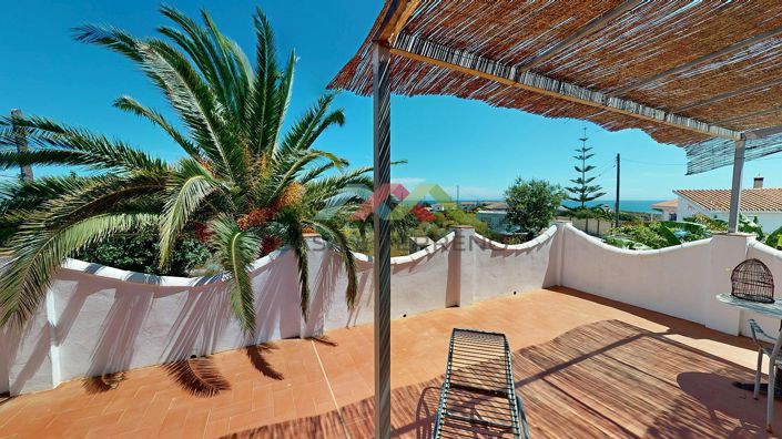 Image No.3-2 Bed Villa for sale