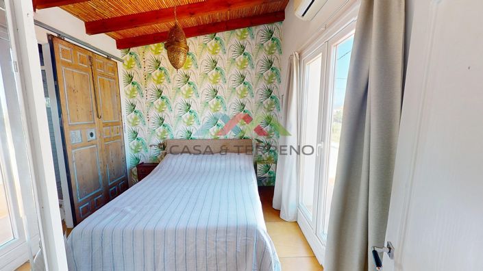 Image No.25-2 Bed Villa for sale