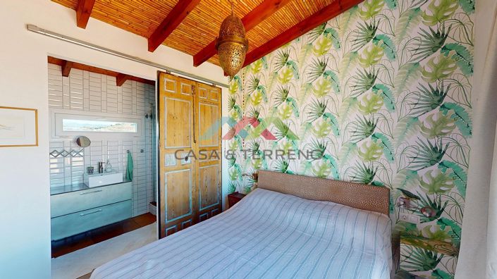 Image No.26-2 Bed Villa for sale