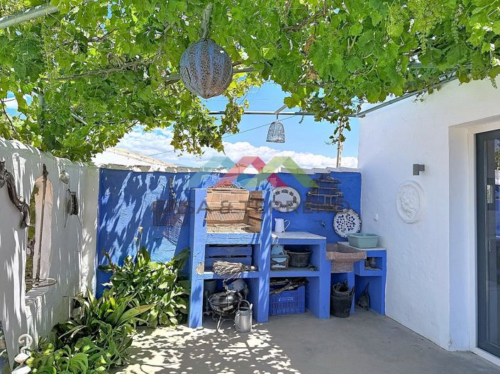 Image No.38-2 Bed Villa for sale