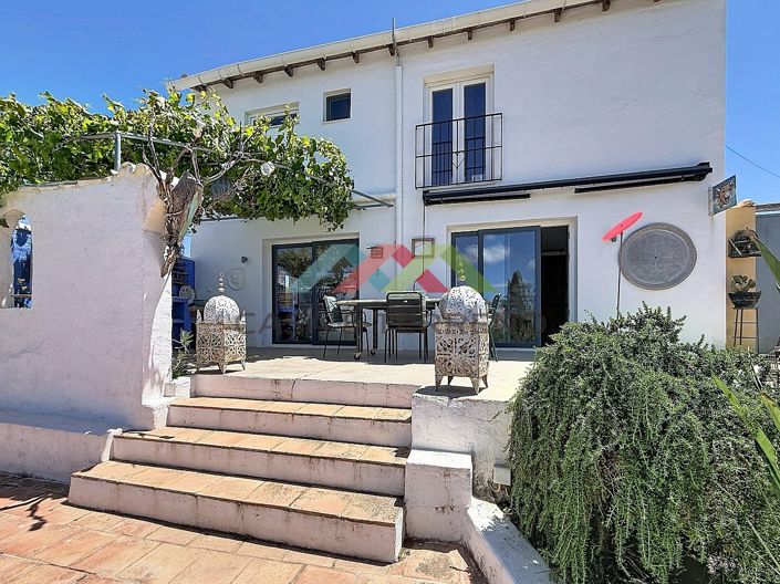 Image No.44-2 Bed Villa for sale