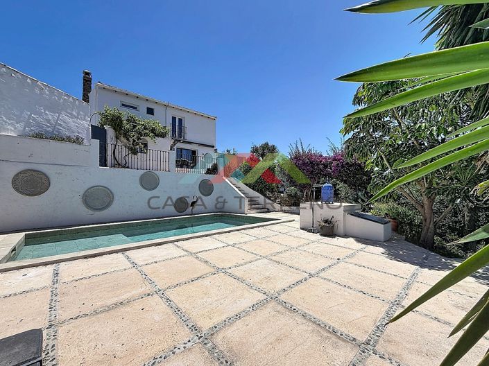 Image No.51-2 Bed Villa for sale