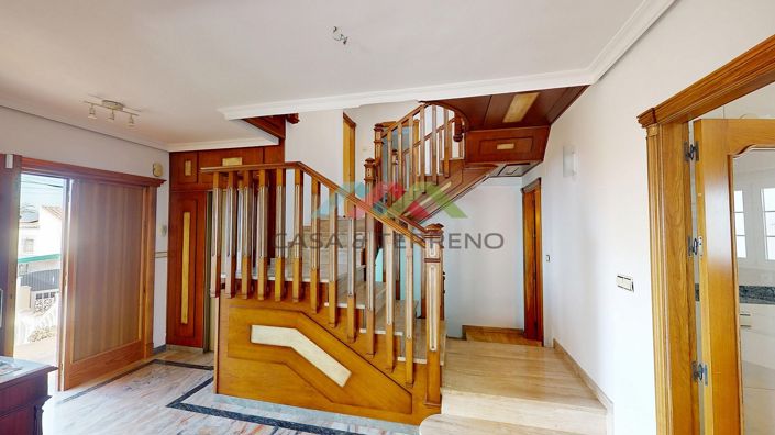 Image No.17-5 Bed Villa for sale