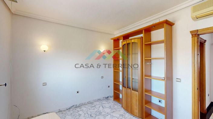 Image No.22-5 Bed Villa for sale