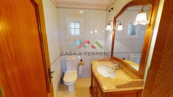 Image No.39-5 Bed Villa for sale