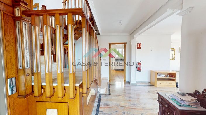 Image No.4-5 Bed Villa for sale