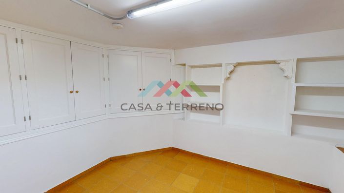 Image No.41-5 Bed Villa for sale