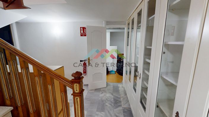 Image No.45-5 Bed Villa for sale