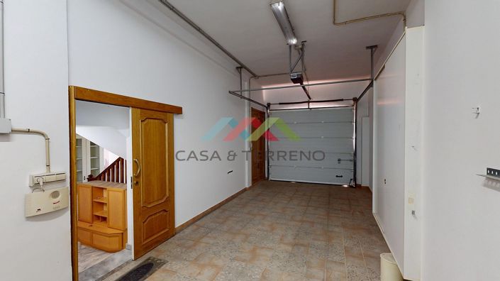 Image No.47-5 Bed Villa for sale
