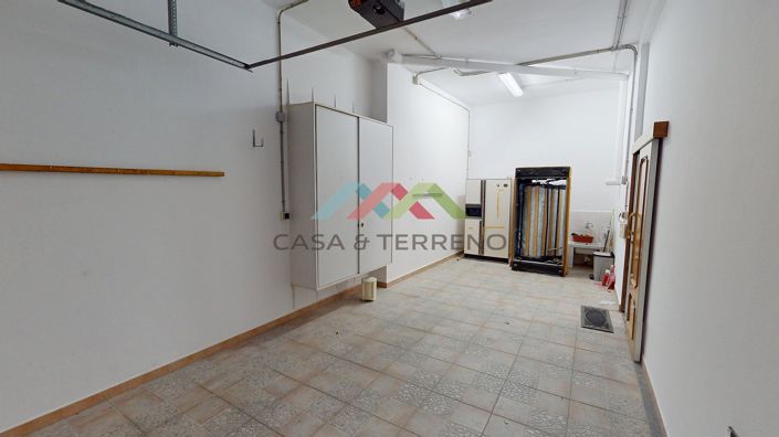 Image No.49-5 Bed Villa for sale