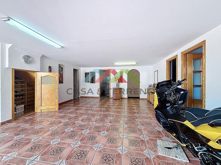 Image No.31-4 Bed Villa for sale