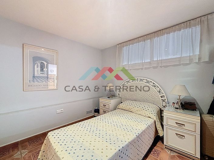 Image No.37-4 Bed Villa for sale