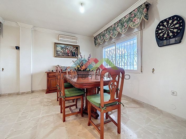 Image No.10-3 Bed Villa for sale