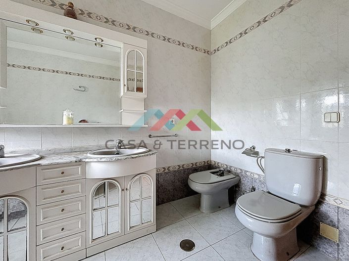 Image No.33-3 Bed Villa for sale