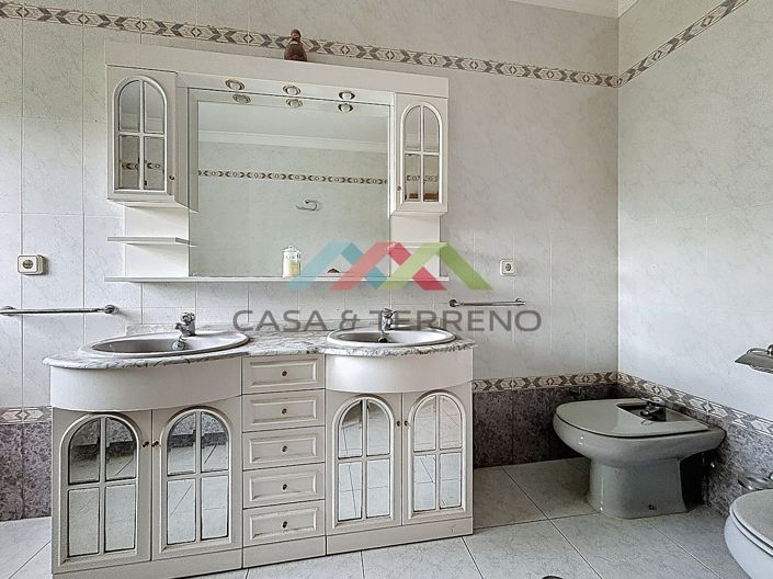 Image No.34-3 Bed Villa for sale