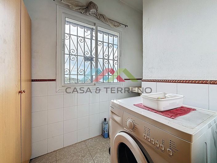 Image No.36-3 Bed Villa for sale