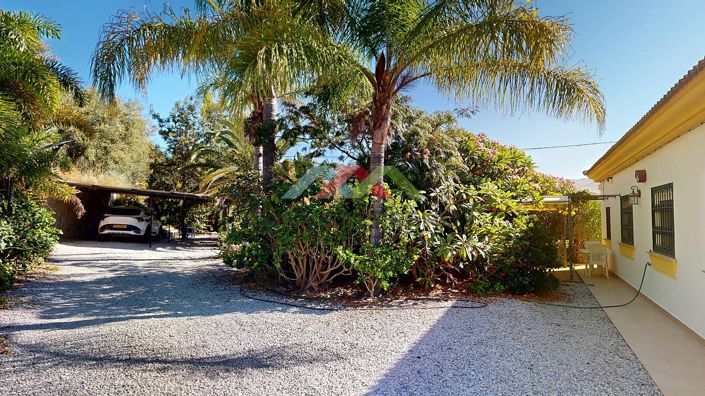 Image No.4-4 Bed Villa for sale