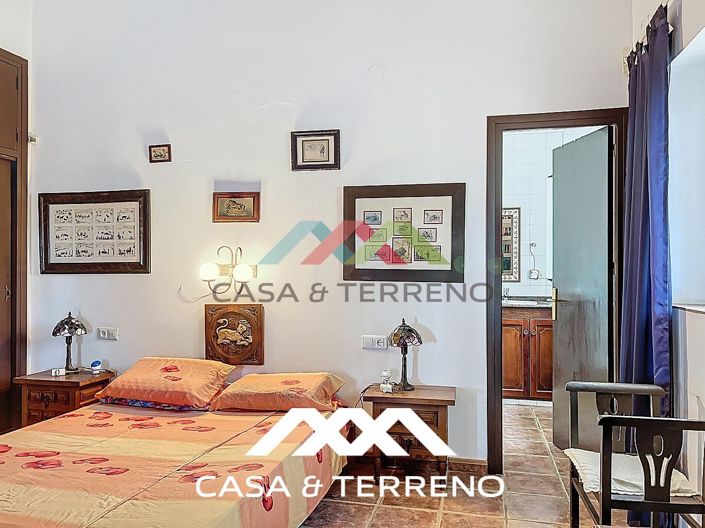 Image No.22-4 Bed Villa for sale