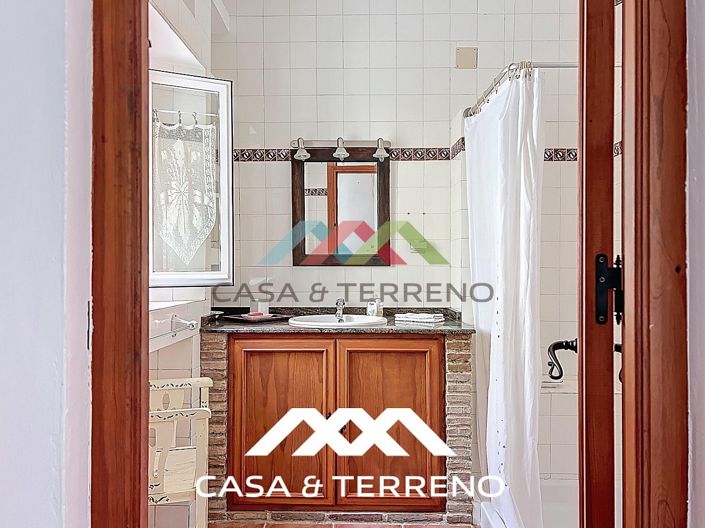 Image No.32-4 Bed Villa for sale