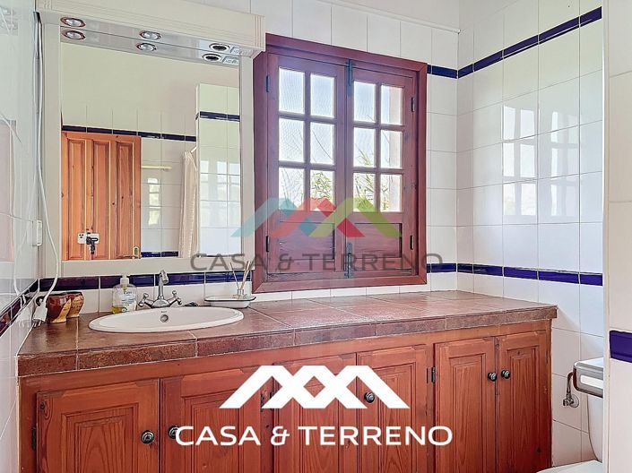 Image No.46-4 Bed Villa for sale