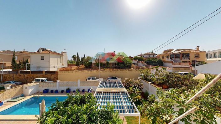 Image No.29-4 Bed Villa for sale