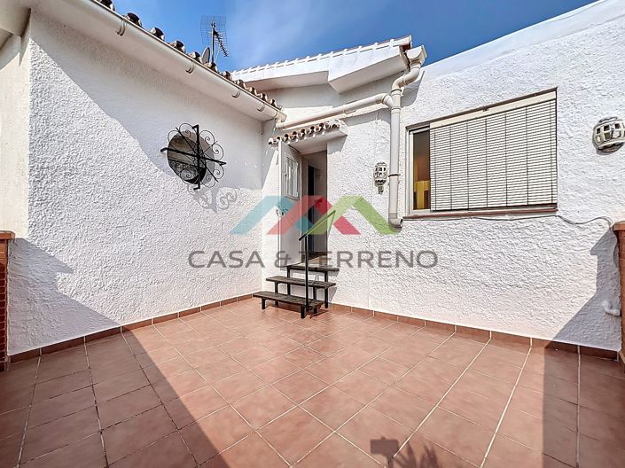 Image No.11-5 Bed Villa for sale