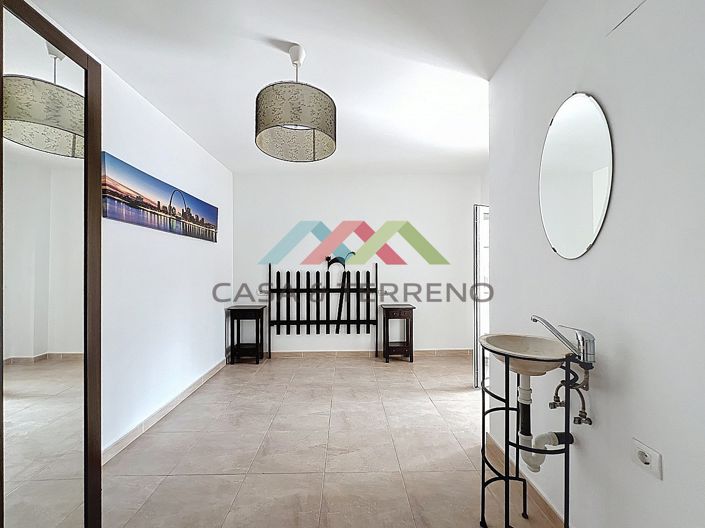 Image No.47-5 Bed Villa for sale
