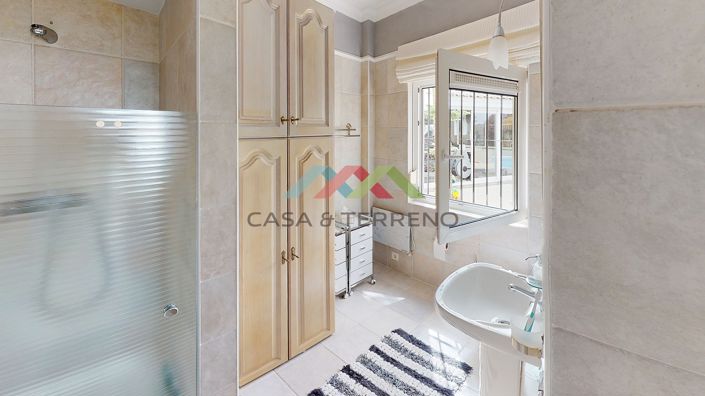 Image No.21-4 Bed Villa for sale