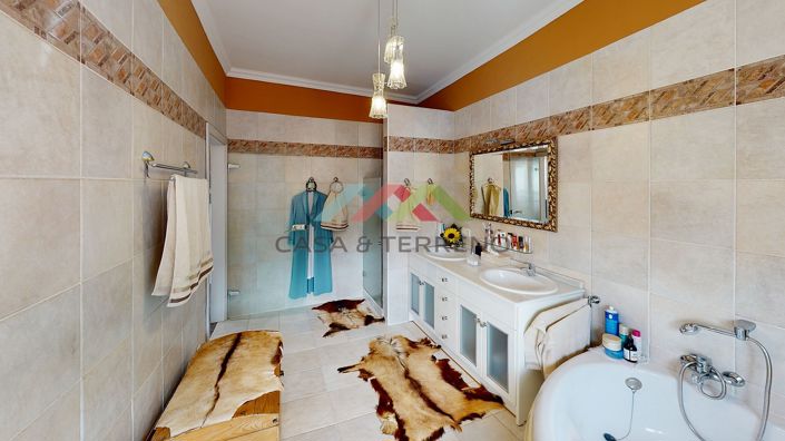 Image No.29-4 Bed Villa for sale