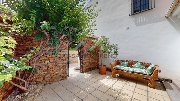 Image No.31-4 Bed Villa for sale