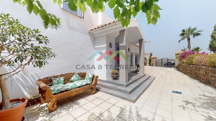 Image No.6-4 Bed Villa for sale