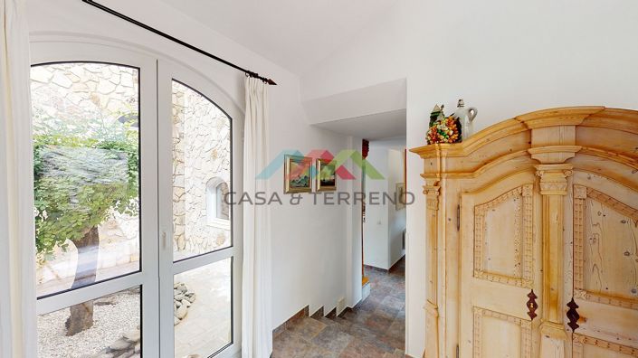 Image No.8-4 Bed Villa for sale