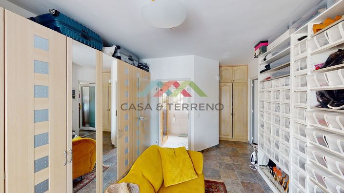 Image No.10-4 Bed Villa for sale