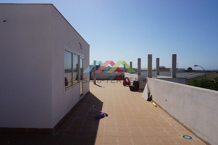 Image No.14-7 Bed Villa for sale