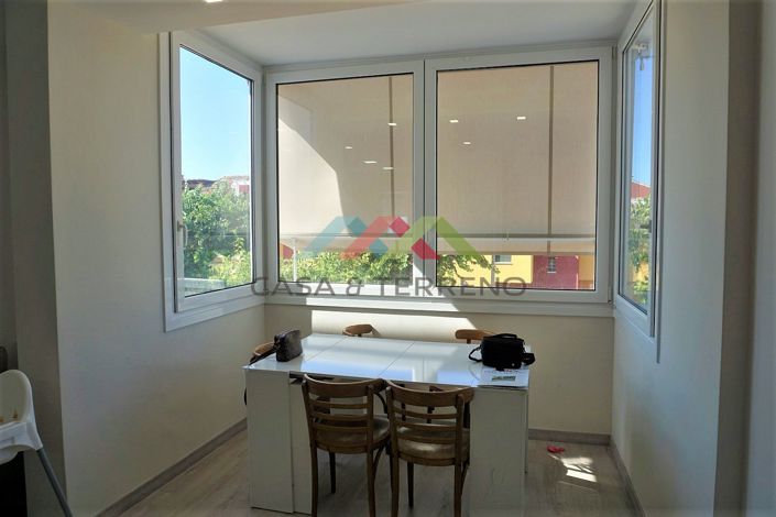 Image No.8-7 Bed Villa for sale